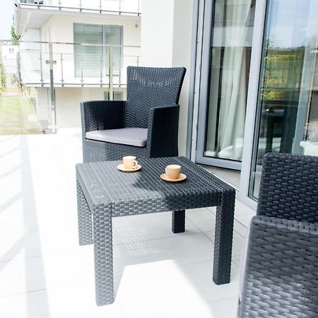 Komfortowy Apartament Lazur Z Garazem Kolobrzeg Luaran gambar